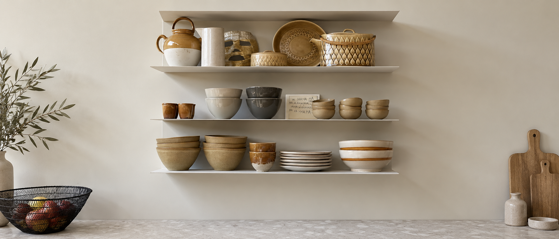 Ceramic tableware details